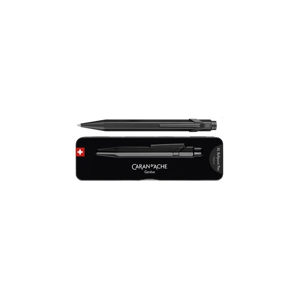 CARAN D'ACHE Stylo à bille 849 XL BLACK CODE, noir